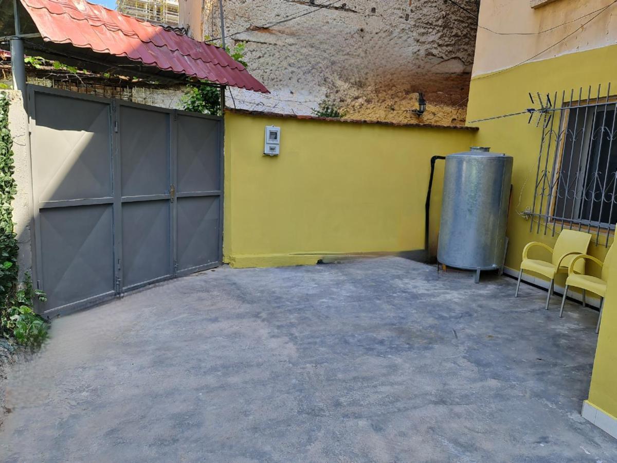 Jon'S Apartment Tirana Exterior foto